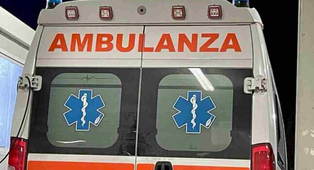 ambulanza foto ansa