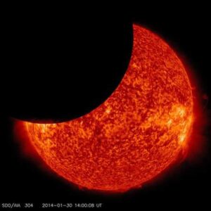 Eclissi e satelliti, nuovi strumenti di previsione di tempeste magnetiche che possono causare blackout sulla terra