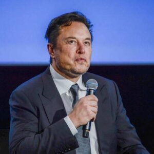 Elon Musk: "In sei mesi il primo chip Neuralink impiantato nel cervello umano"