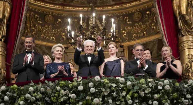 Prima della Scala, serata perfetta, Boris Godunov opera-simbolo: la musica ha battuto la Politica