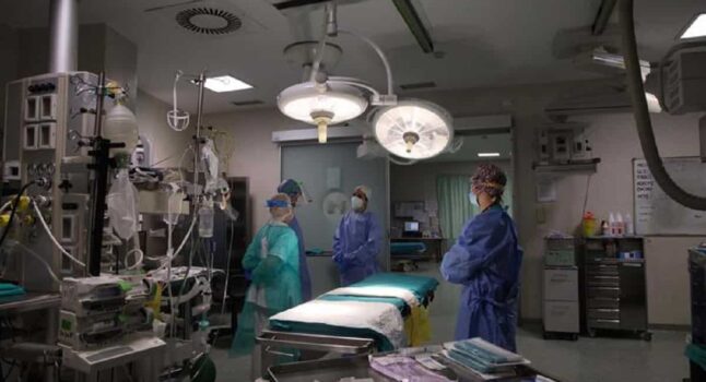 Medici a gettone: trovarsi curati in ospedale da un 70enne in servizio da 24 ore filate