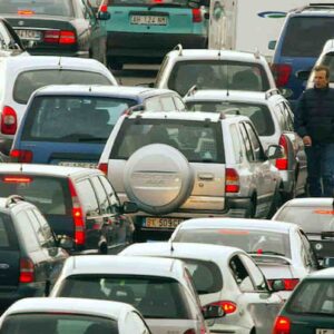 Traffico, Italia un paradiso, ecco qui i 6 incroci peggiori del mondo: Francia, Inghilterra, Cina, Usa, Argentina, un incubo per milioni di auto e camion