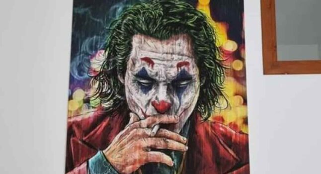 Matteo Messina Denaro, nel primo covo anche un quadro di Joker e la scritta: "C'è sempre una via d'uscita, ma se non la trovi sfonda tutto"