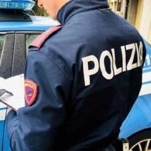 Rubano furgone in Austria: fermati sulla A23 dopo un inseguimento