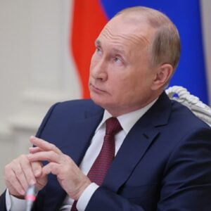 Ucraina, il capo degli 007: "Putin ha il cancro e morirà presto"