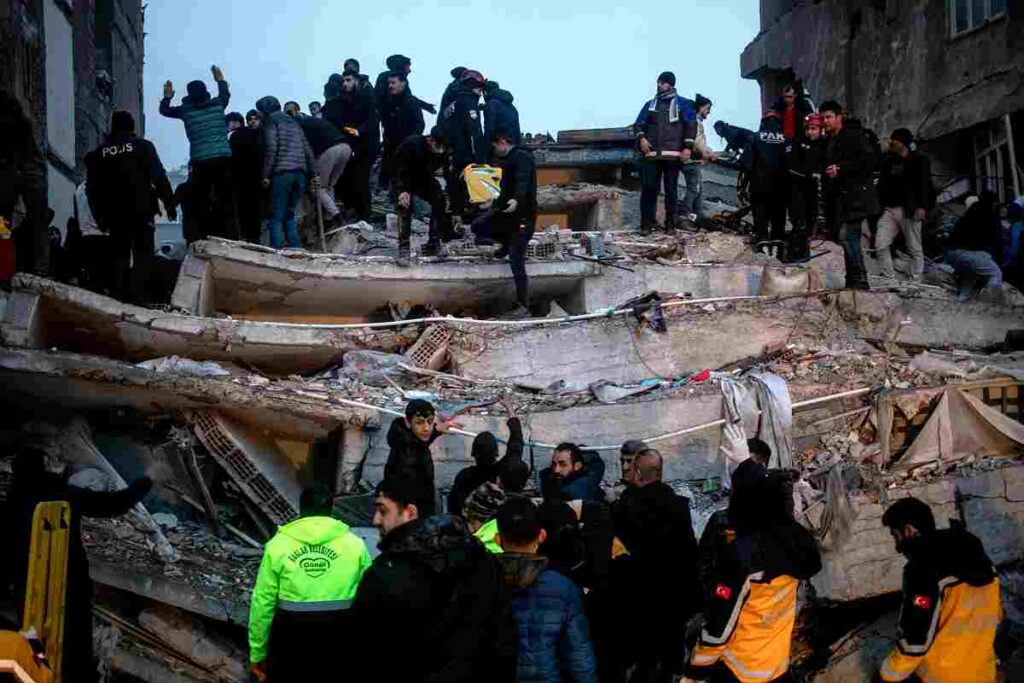 terremoto turchia ansa 2