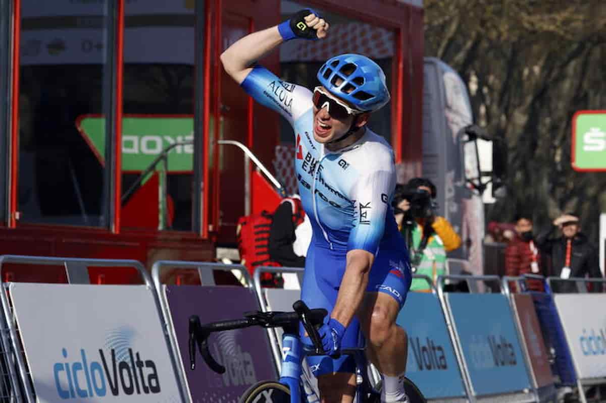 Tour de Catalogne, l’Australien Kaden Groves gagne avec un vélo de rechange