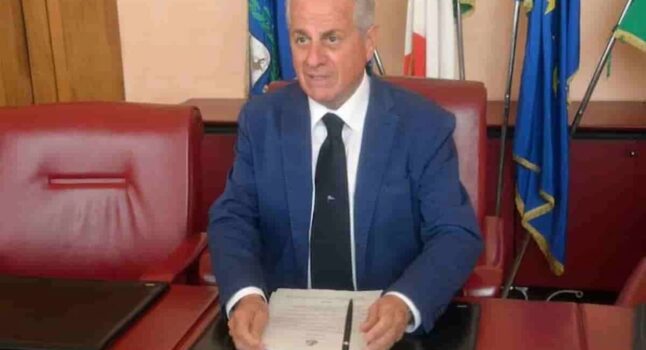 Elezioni di maggio, rieccolo: Claudio Scajola candidato per il quarto mandato da sindaco di Imperia, alti e bassi di un politico di razza