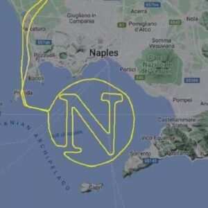 L'aereo che ha voluto festeggiare lo scudetto del Napoli