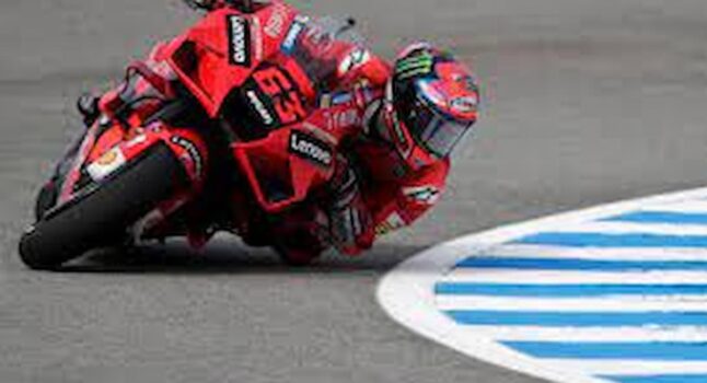 MotoGP ad Assen (domenica 25, ore 14, diretta tv), tre piloti Ducati in lizza per il primato