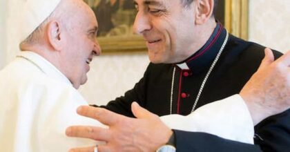 La Chiesa cambia il Sant'Uffizio, arriva un argentino: darà moglie ai preti? sacerdote le donne? Ratzinger sepolto