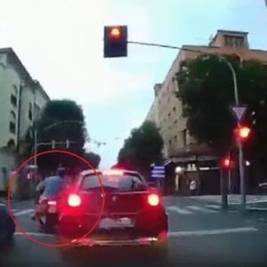 L'inseguimento spettacolare tra le strade di Bologna