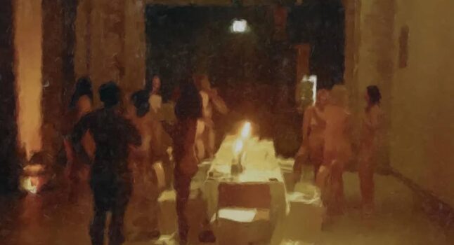 Ristorante per nudisti a New York, menu vegano, prezzi da 44 dollari: camerieri e ospiti completamente nudi