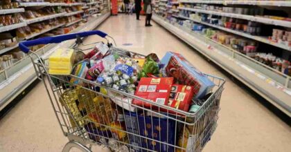 Roma, dove fare la spesa a prezzi più bassi: l'elenco dei supermercati. Foto Ansa
