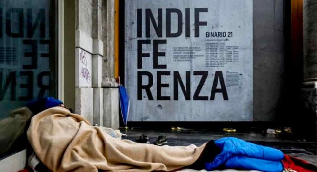 senzatetto morto roma