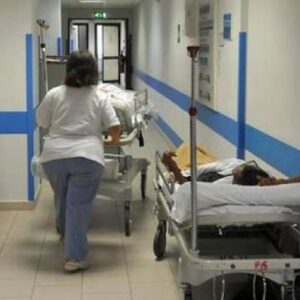 Infermiera ha ucciso 17 malati con insulina, altri 5 salvi: voleva libeali dalle loo sofferenze, si sentiva male per la loro qualità di vita