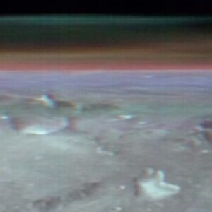 La Nasa e le nuove immagini dell'atmosfera di Marte: crateri, nuvole e polvere