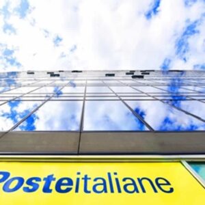 Il Black Friday si tinge di giallo per 200mila famiglie di Poste Italiane