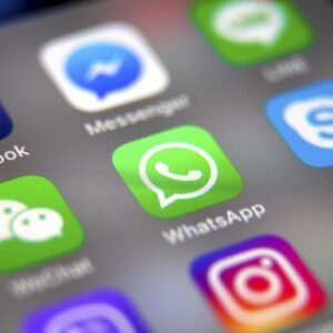 Instagram e Fb più sicuri per gli adolescenti: restrizioni ai messaggi e supervisione dei genitori