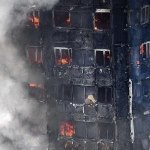 Incendio ha ucciso 76 persone a Johannesburg, doveva servire a coprire un omicidio, inchiesta sulla criminalità, polemica politica