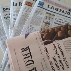 I giornali rischiano la morte, ci vuole un nuova legge dell’editoria come nel 1981, chiede Raffaele Lorusso, analisi di una crisi irreversibile