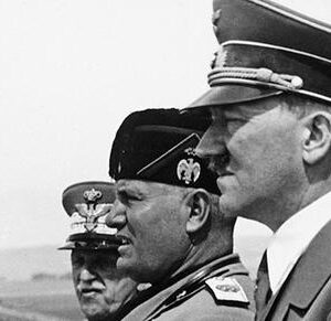 Hitler si uccise con Eva Braun per non finire come Mussolini e Petacci, 20 taniche di benzina per sparire ma Stalin sospettava un trucco