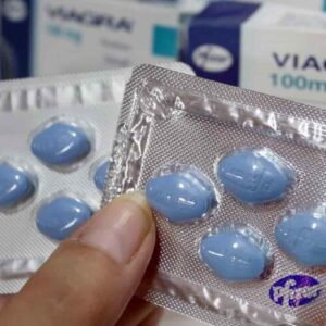 Viagra, passione italiana: l’Italia è il secondo Paese al mondo nel consumo di “pillole blu”, farmaci, 7 su 10 assumono almeno 3 compresse al giorno.