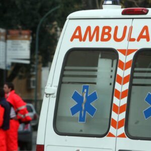 Ambulanza, foto archivio ANSA