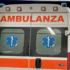Ambulanza, foto archivio ANSA