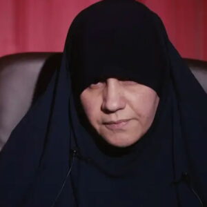 Isis, parla la vedova di al-Baghdadi: ossessionati dalle donne, harem, matrimoni forzati, violenze, intervista a al Arabya, tv saudita