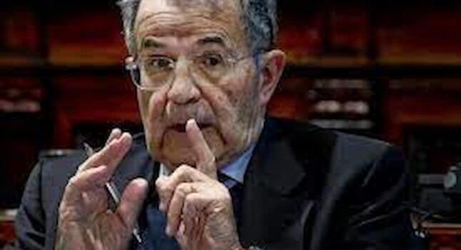 Campo largo, i dubbi di Prodi, l’ex premier picconatore pizzica i guerrafondai del Pd