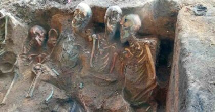 Fossa comune con 1.000 scheletri in Germania a Norimberga dovve nel '600 la peste arrivava ogni 10 anni, previsti altri ritrovamenti, nessun rito religioso.