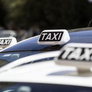Emergenza taxi, AGCM: aumentare il numero delle licenze e la flessibilità dei turni