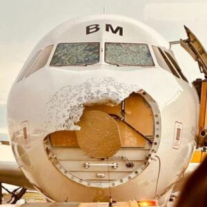 aereo danneggiato vienna