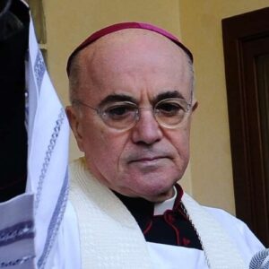 vaticano monsignor viganò scisma