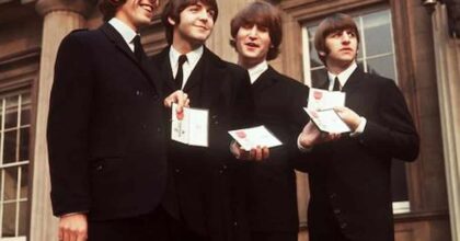 I Beatles sono tornati a cantre insieme grazie alla intelligenza artificiale