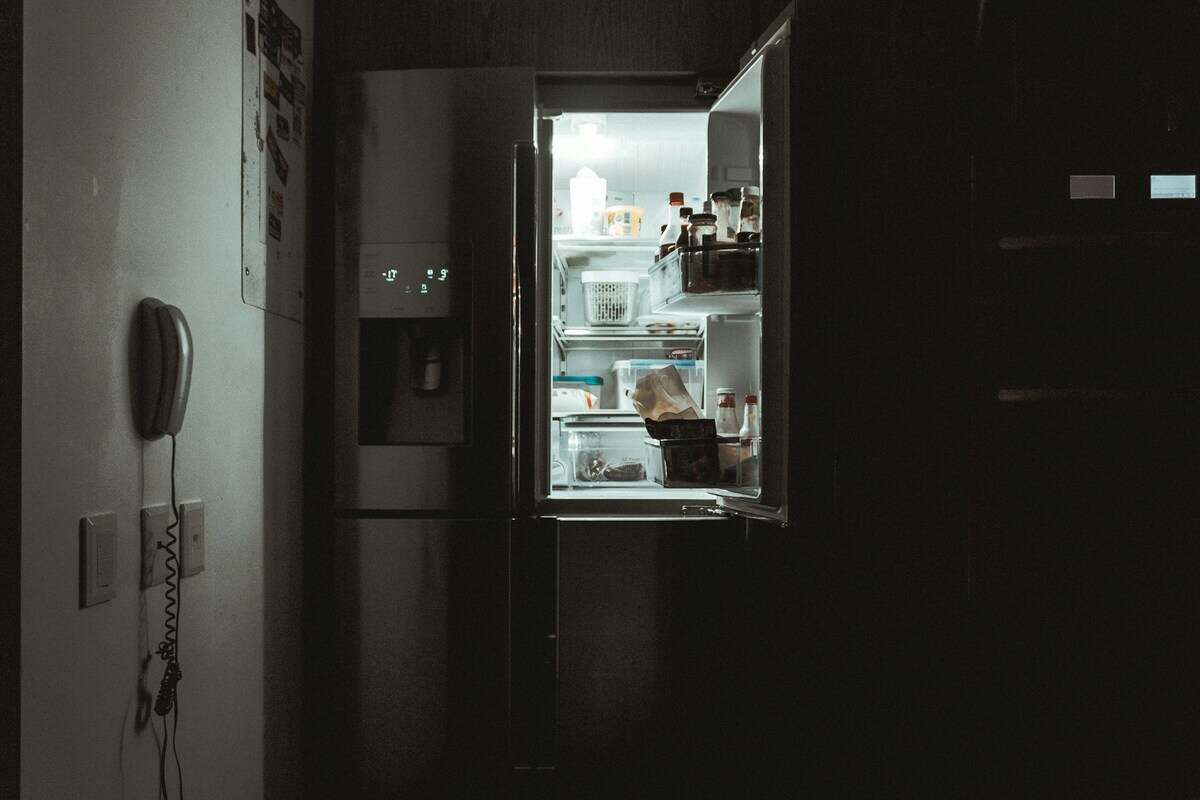frigorifero di notte