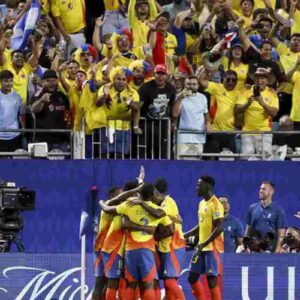 I festeggiamenti dei giocatori colombiani
